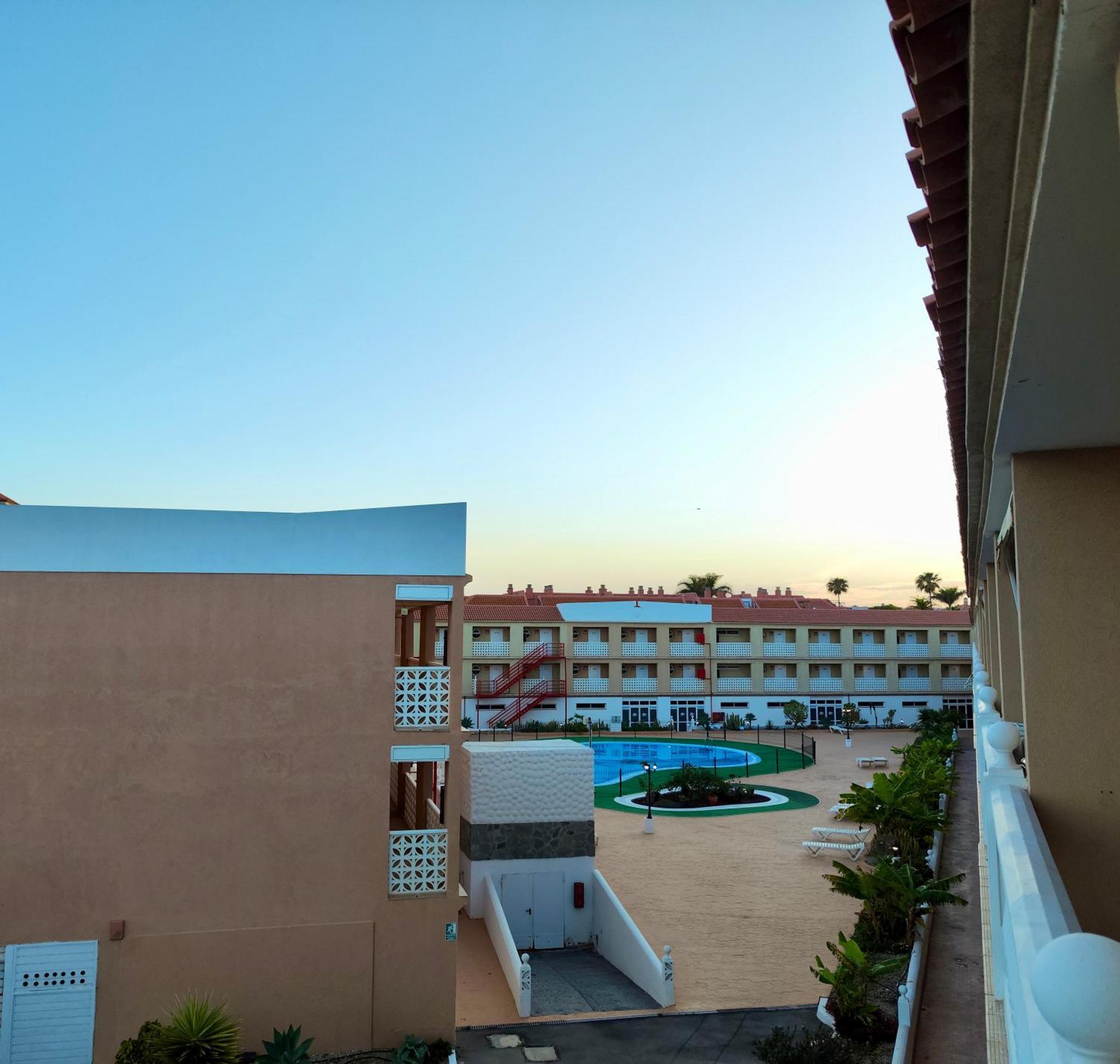 Encantador Estudio Con Terraza Privada Y Espectaculares Vistas Al Mar En Costa Del Silencio, Cerca De Los Cristianos Buitenkant foto